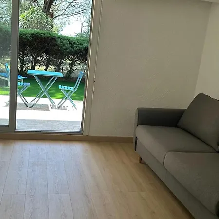 Studio Climatise Avec Piscine-Tennis-Parking Villeneuve-Loubet Exterior photo